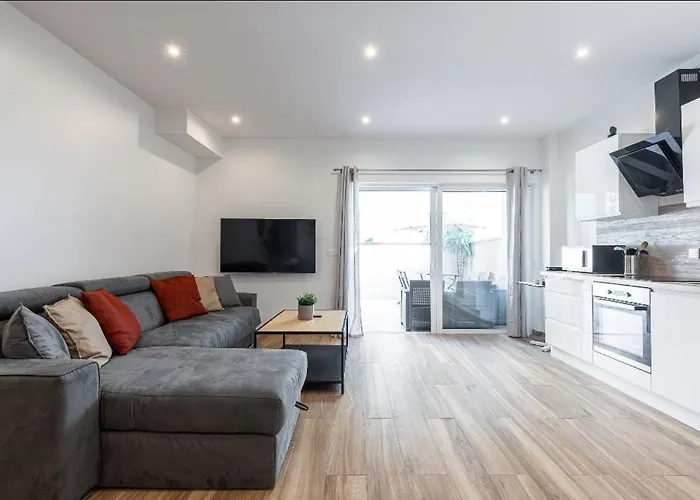 Loft A Deux Pas De La Mer Avec Terrasse N2