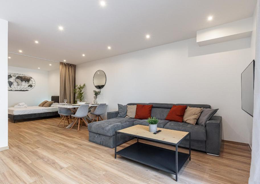Loft A Deux Pas De La Avec Terrasse N2 Appartement